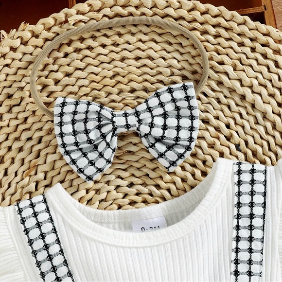 Checkered two piece stylish bow romper - Picture 3 of 3